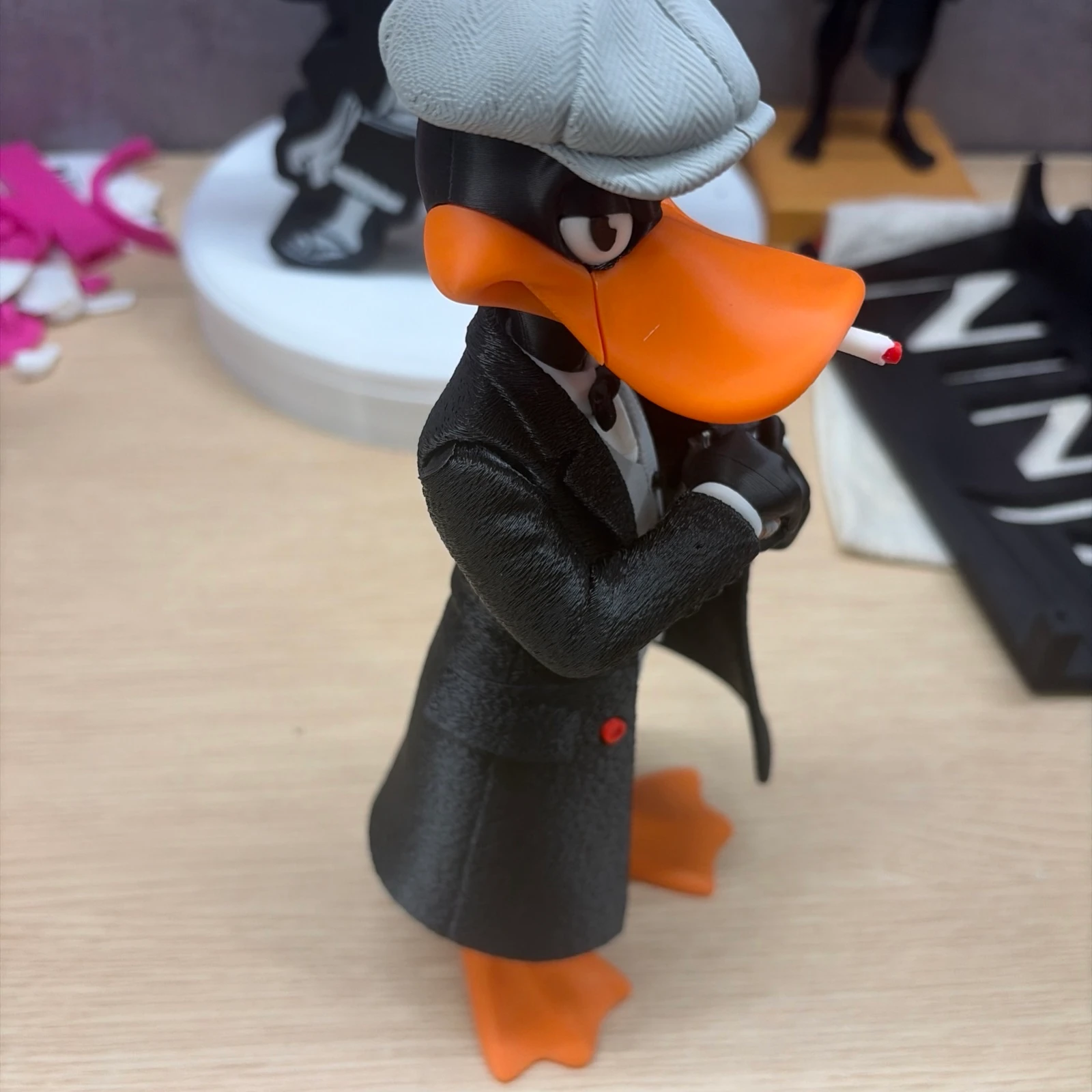 Daffy estilo gangster 22cm - cultura pop – photo 7